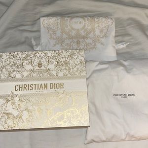 Dior gift box